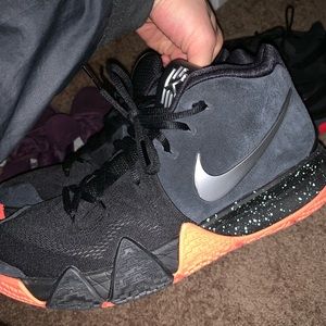 Nike Kyrie 5 Flight Trip